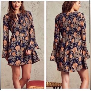 Tularosa Navy and Beige Floral Long Sleeve Dress extra small XS